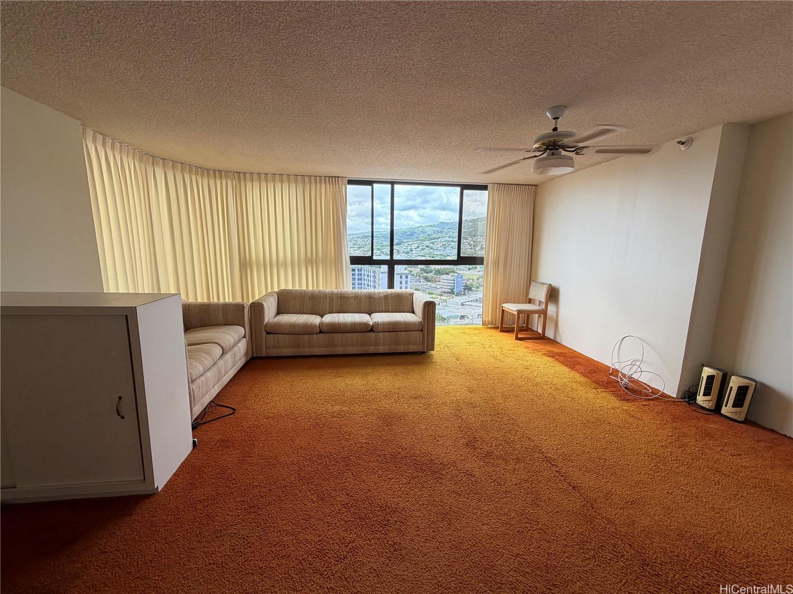 2724 Kahoaloha Lane  Unit 2401