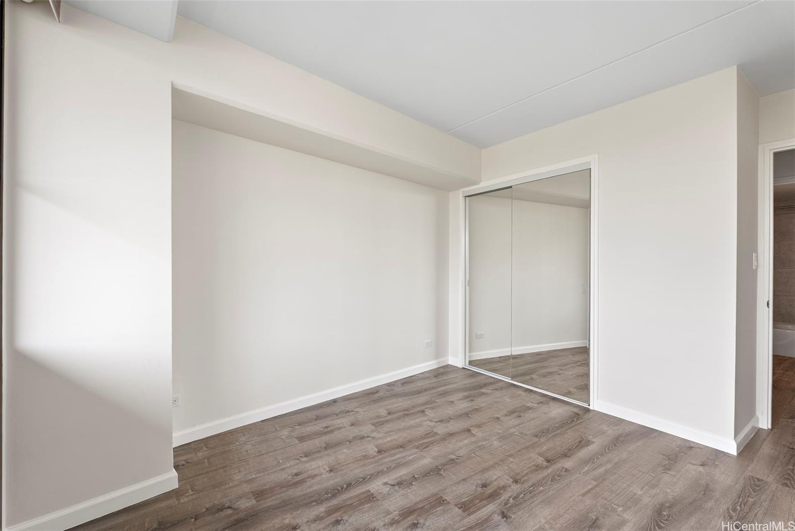 2333 Kapiolani Boulevard  Unit 814
