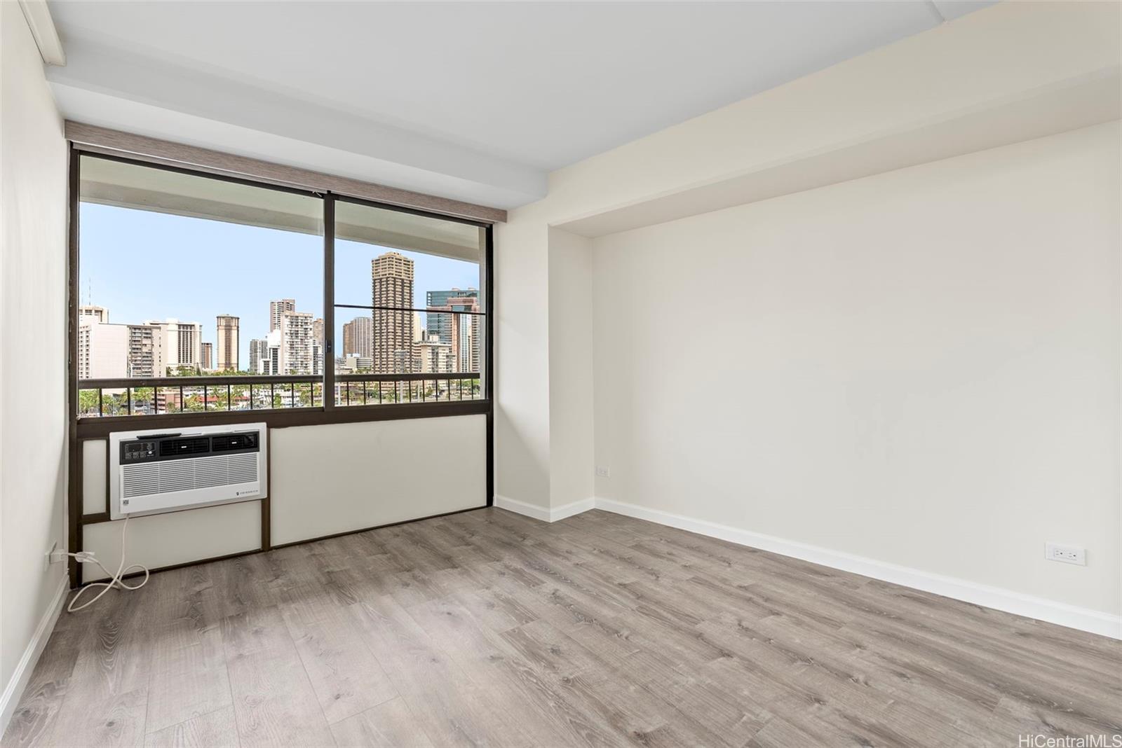 2333 Kapiolani Boulevard  Unit 814
