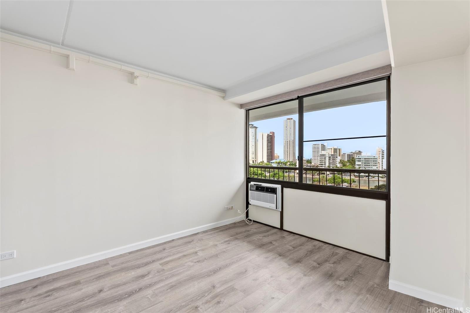 2333 Kapiolani Boulevard  Unit 814