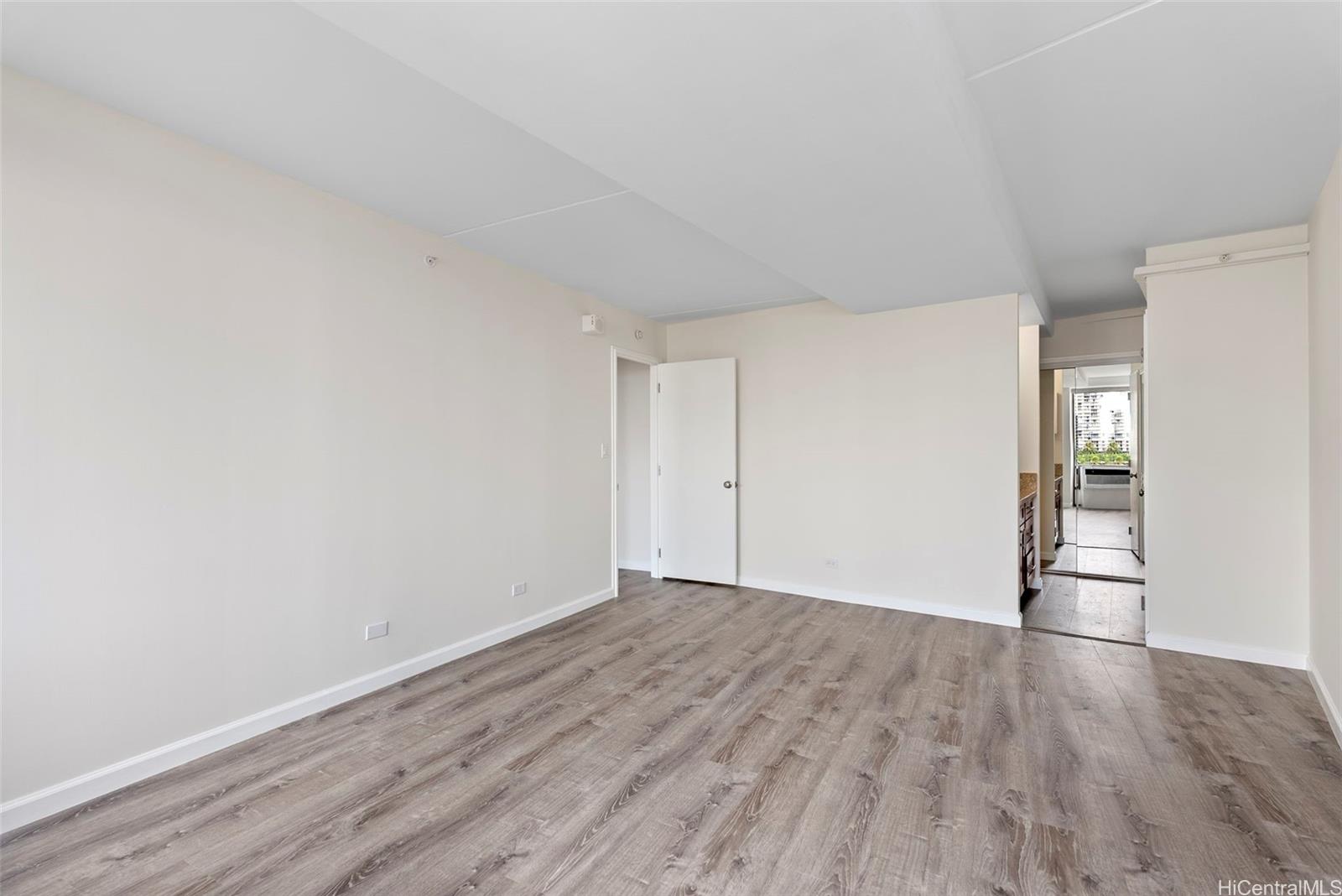 2333 Kapiolani Boulevard  Unit 814