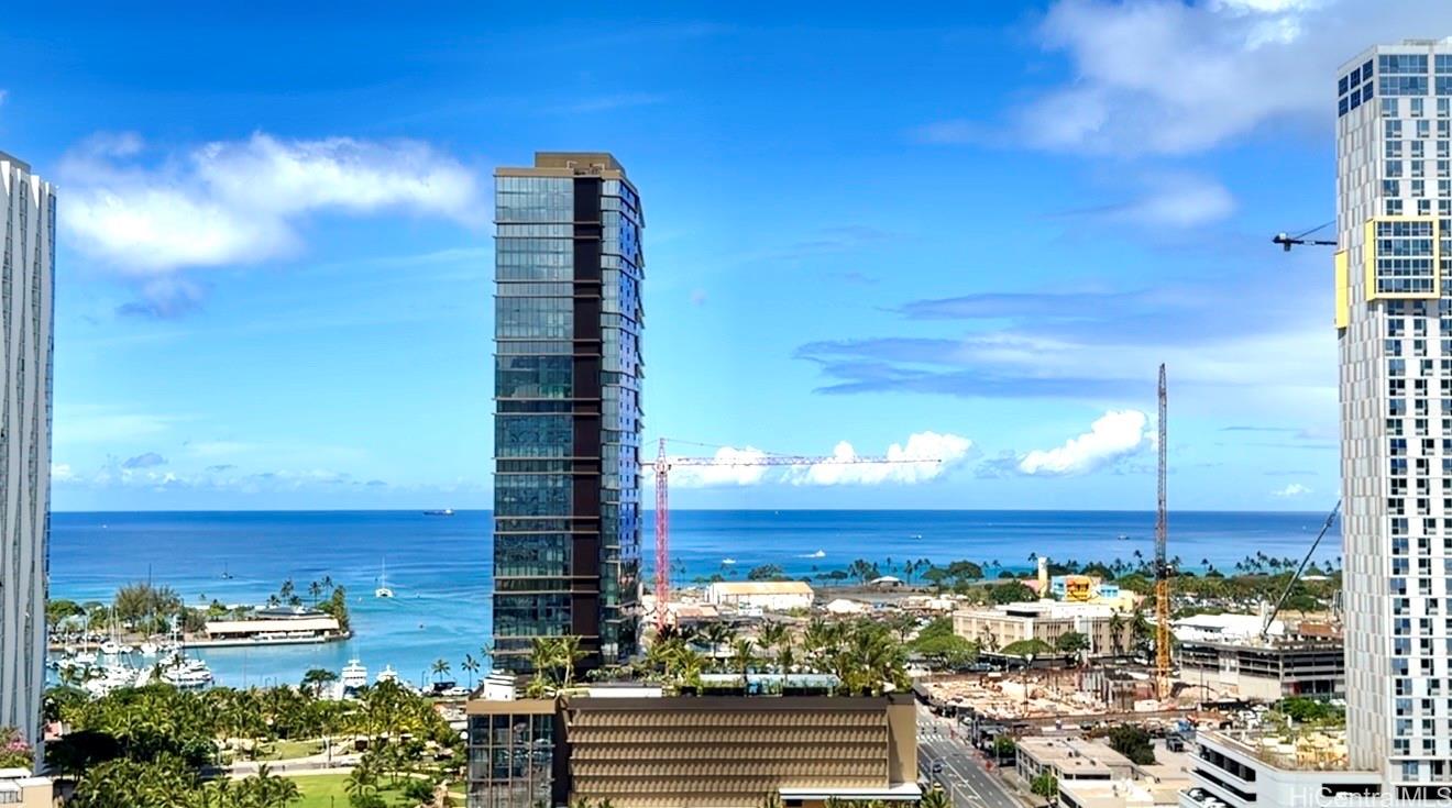 909 Kapiolani Boulevard 2303