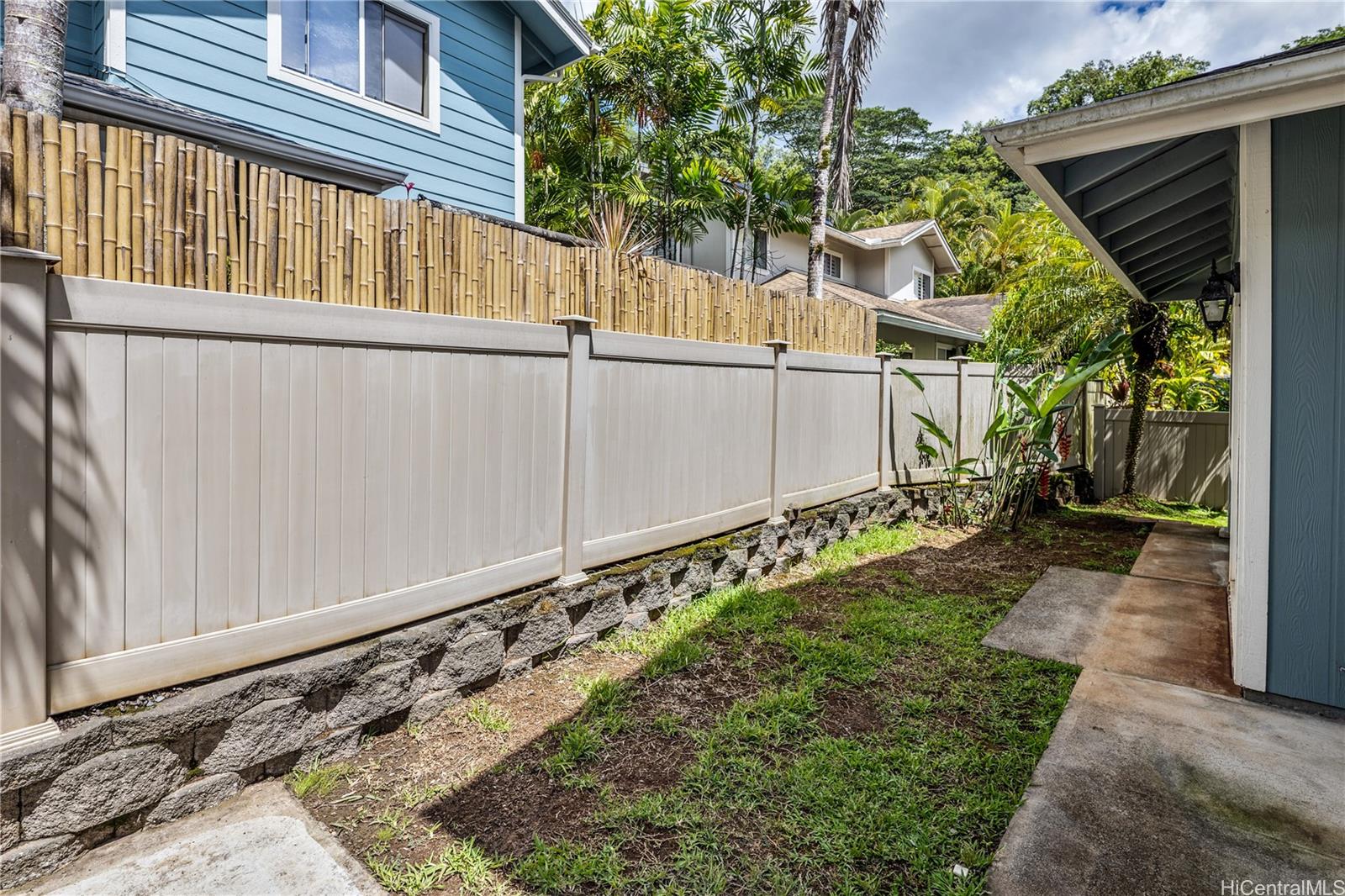 95-1129 Wikao Street  Unit 91
