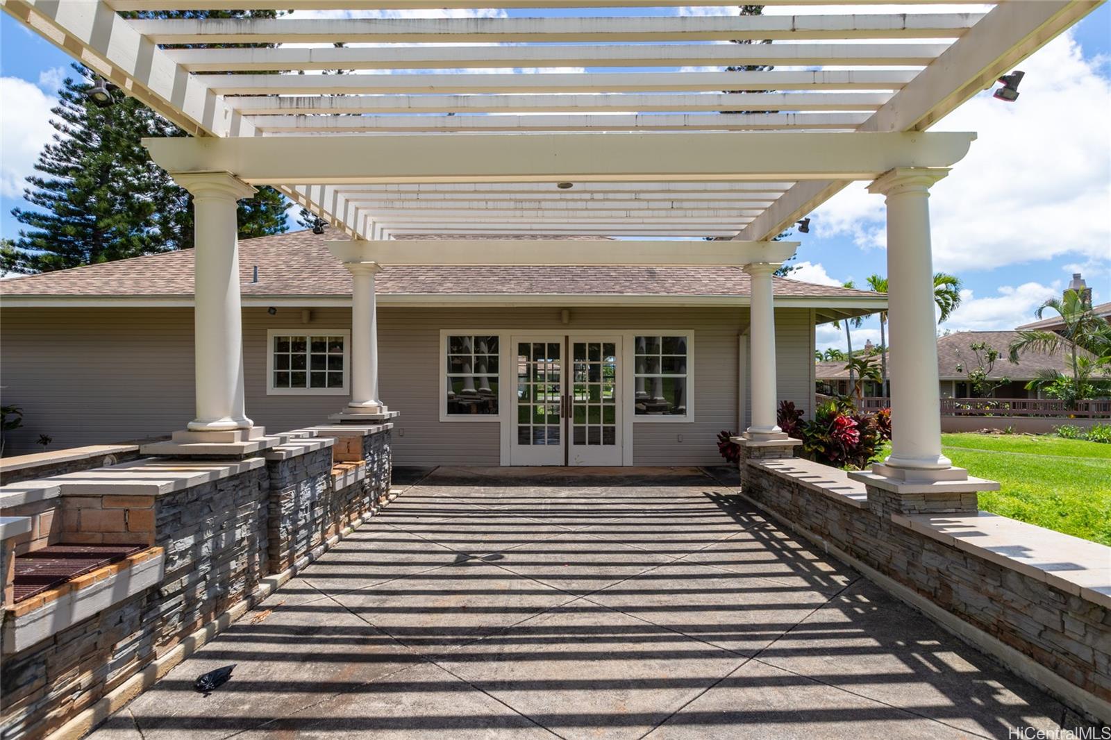 95-1501 Ainamakua Drive  Unit 19