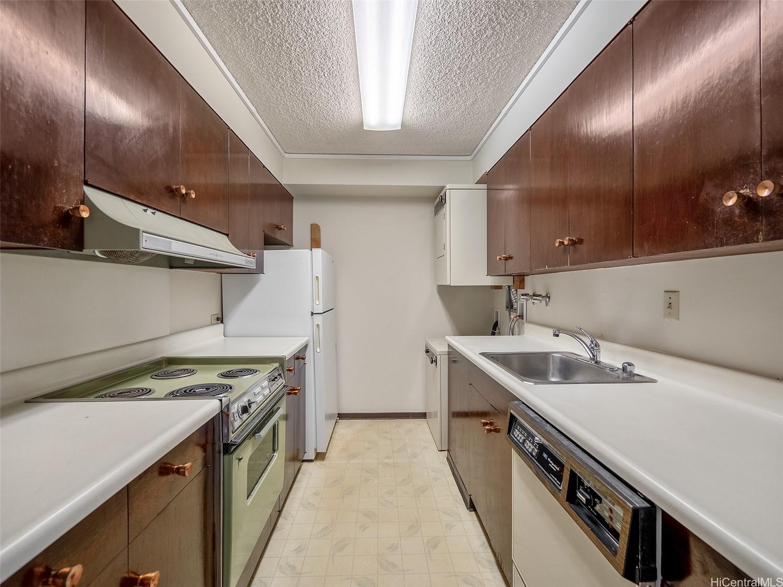 2029 Nuuanu Avenue  Unit 604