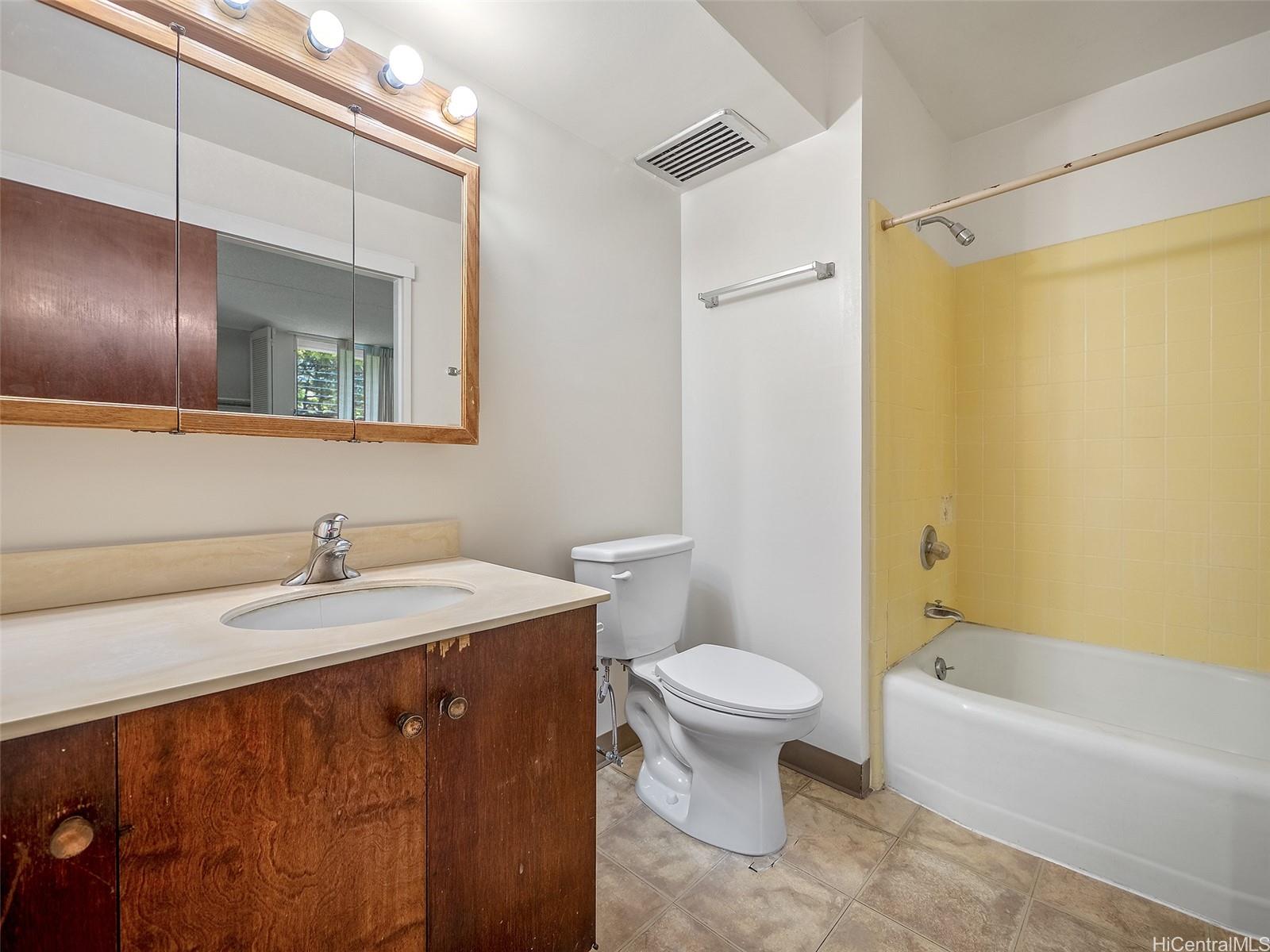 2029 Nuuanu Avenue  Unit 604