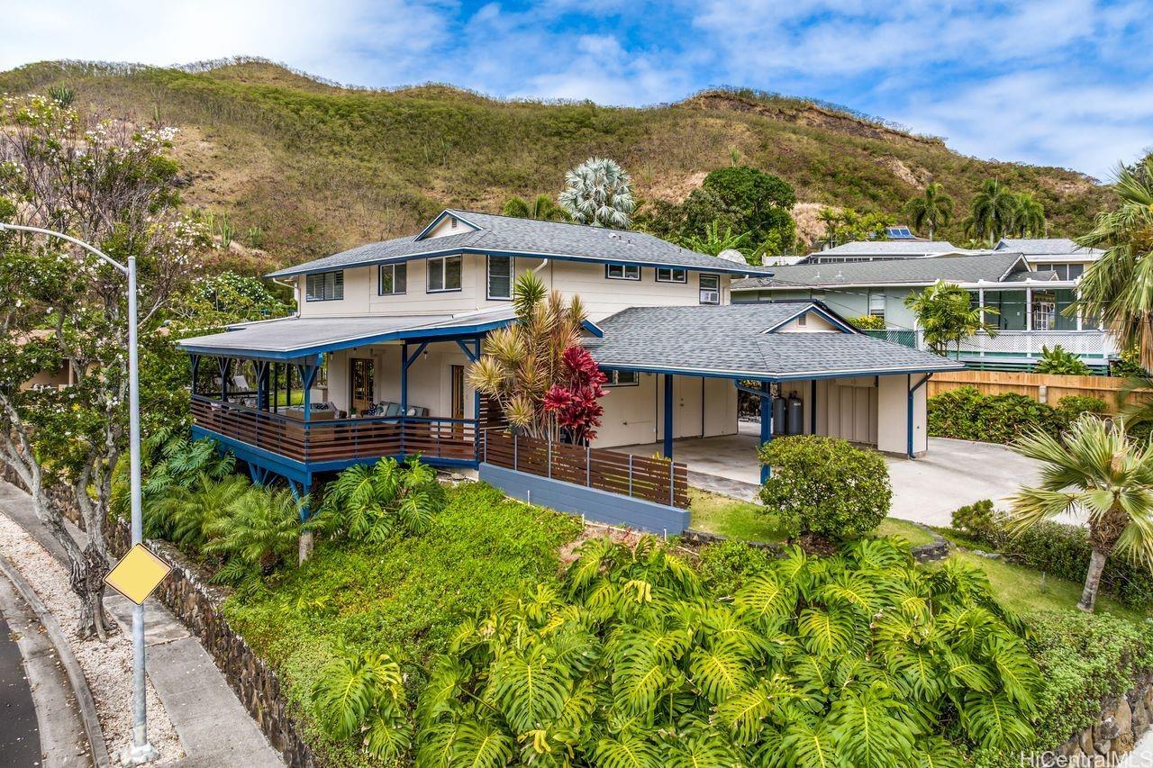 1308 Kuuna Street