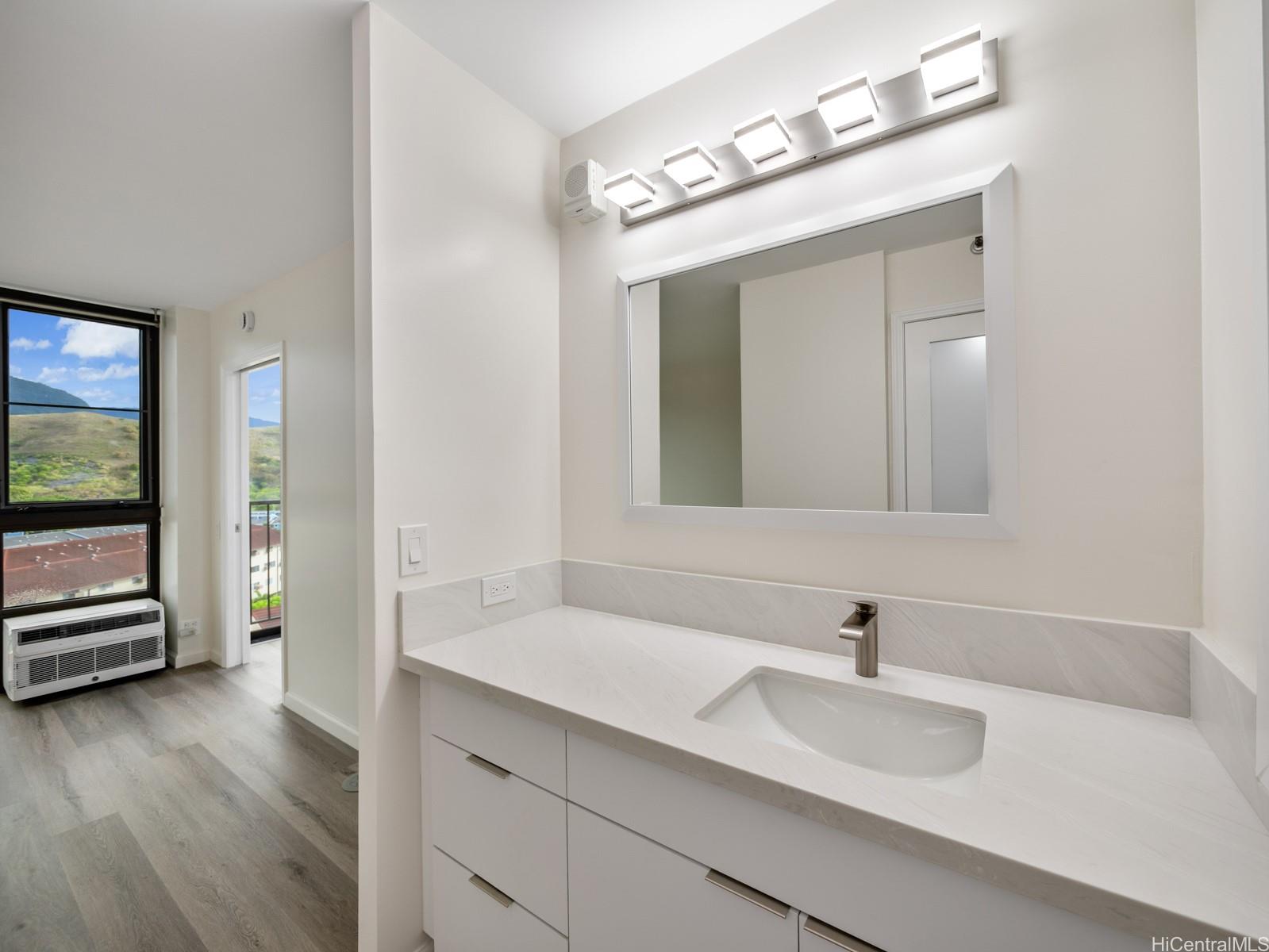 322 Aoloa Street  Unit 810