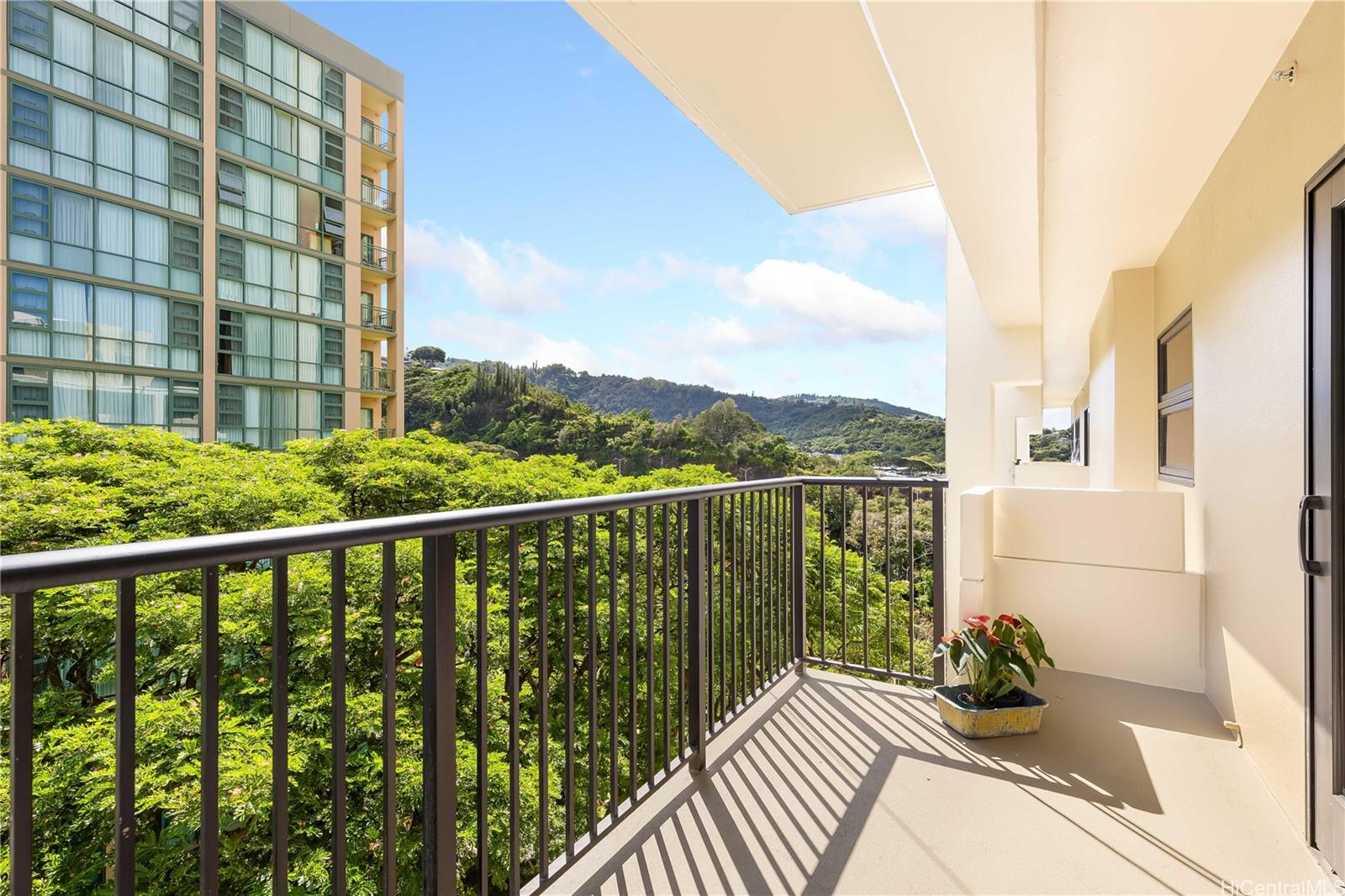 21 Craigside Place  Unit 7C