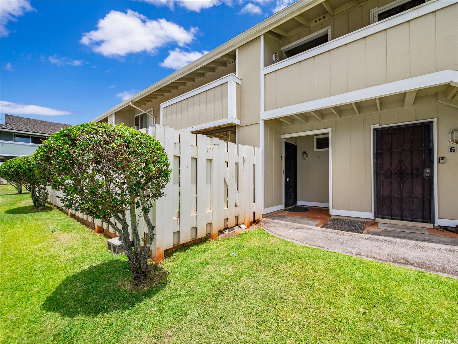 94-749 Paaono Street  Unit E5
