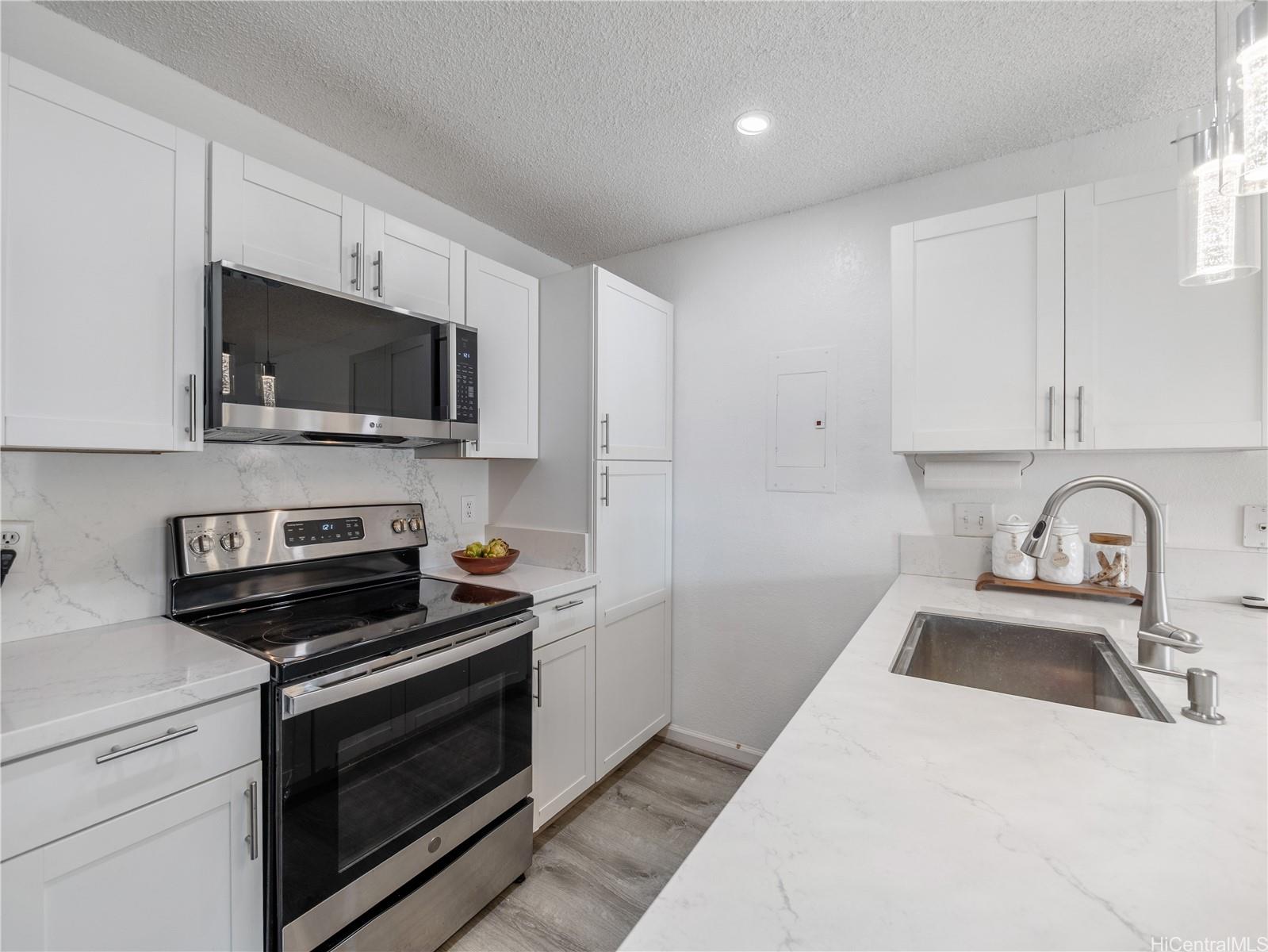 94-749 Paaono Street  Unit E5