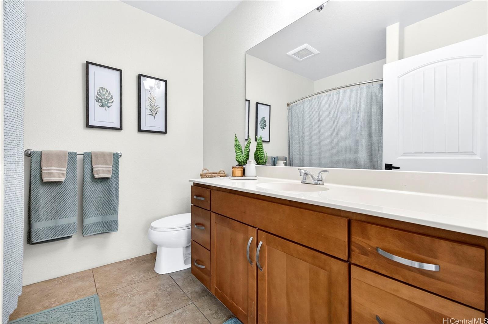 1131 Kakala Street  Unit 1302