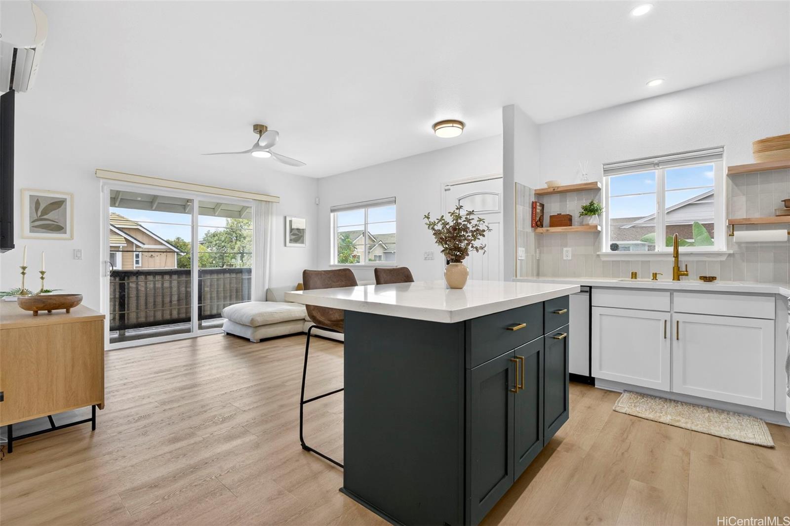1131 Kakala Street  Unit 1302