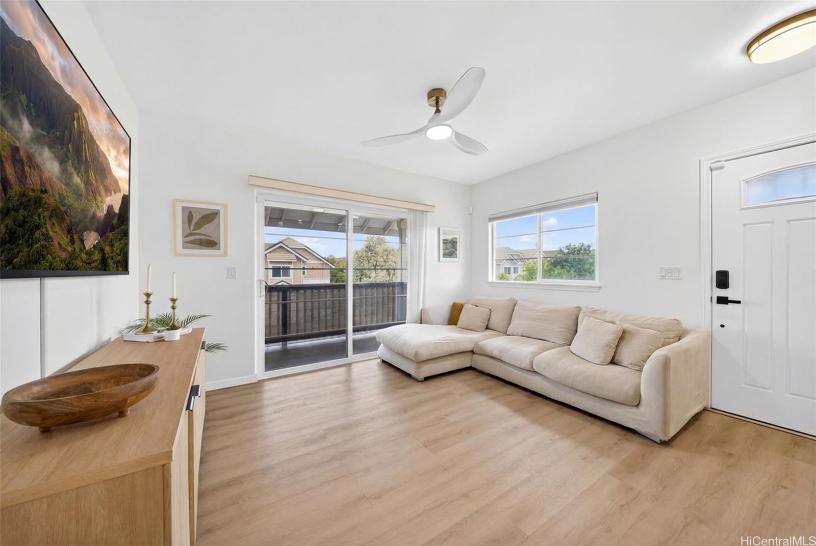 1131 Kakala Street  Unit 1302