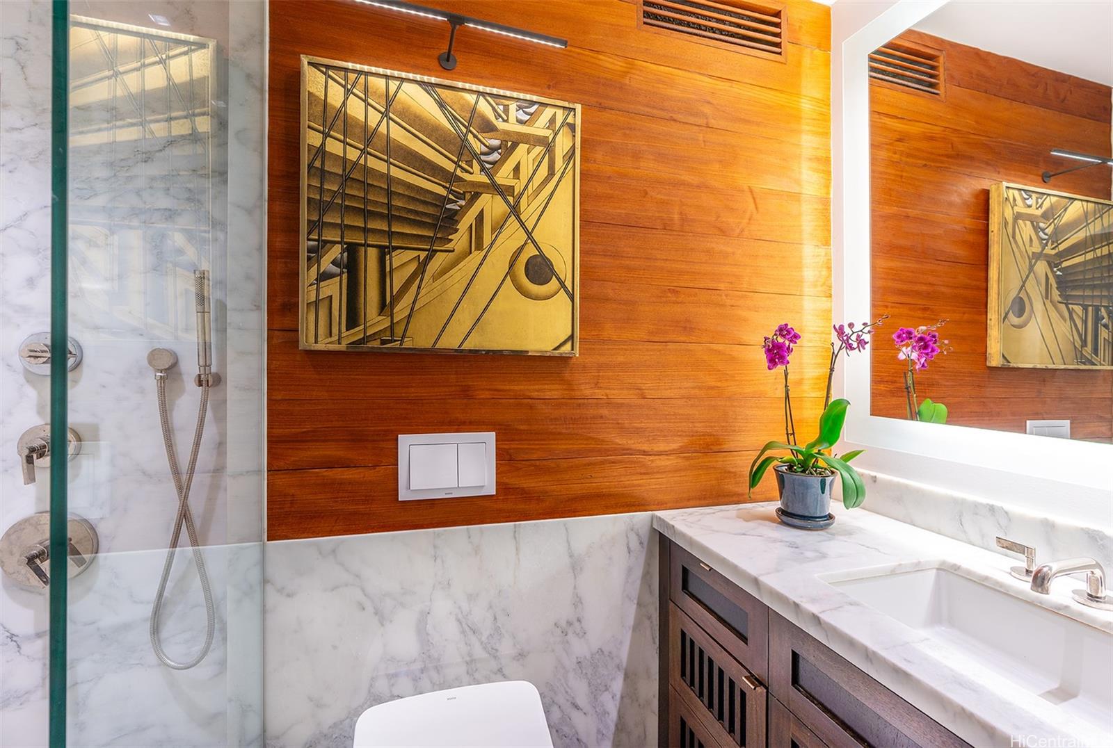 2979 Kalakaua Avenue  Unit 904