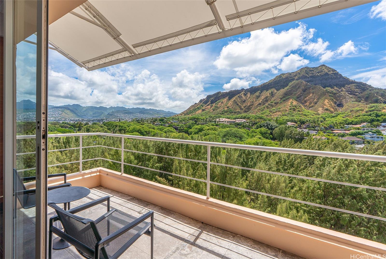 2979 Kalakaua Avenue  Unit 904