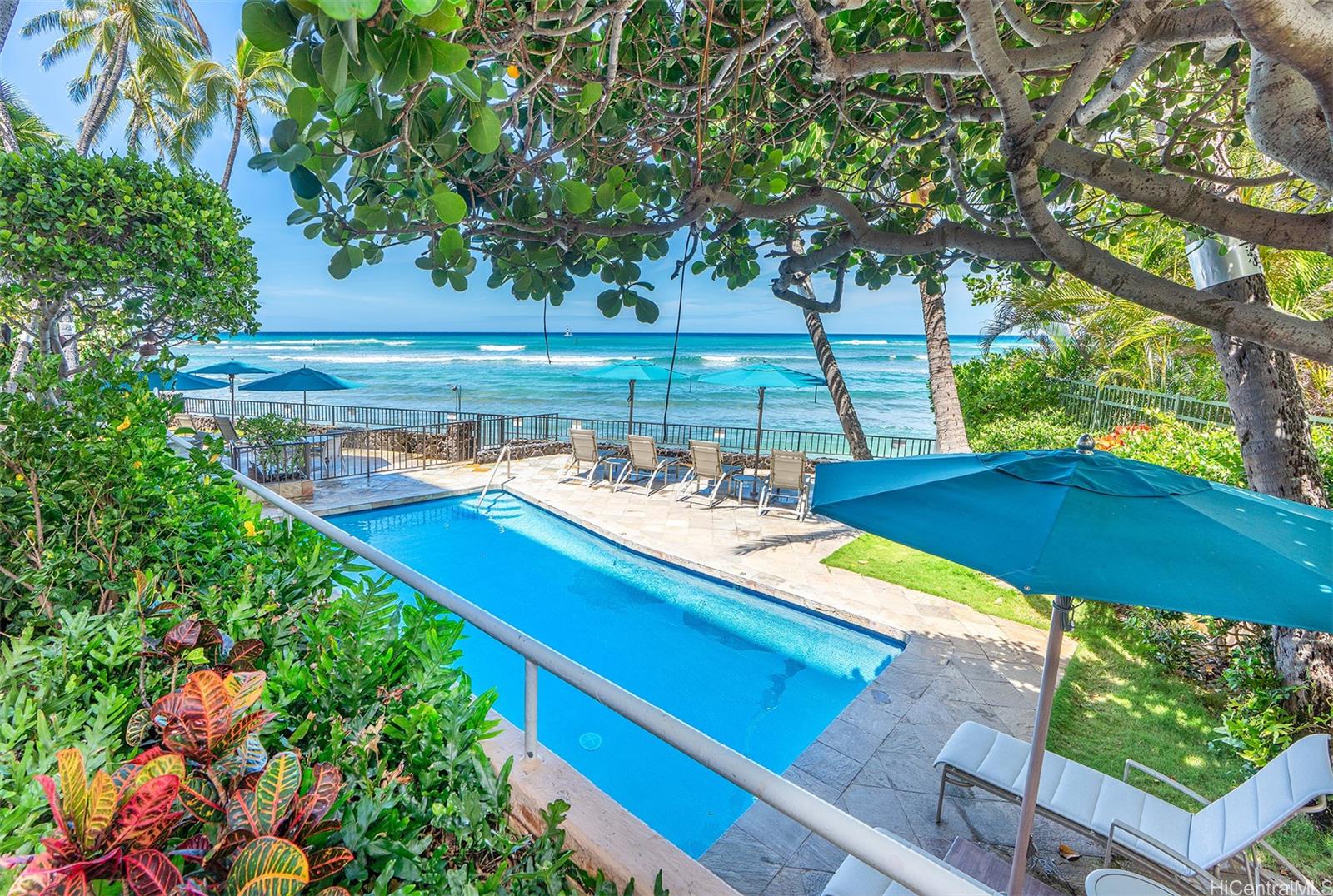 2979 Kalakaua Avenue  Unit 904