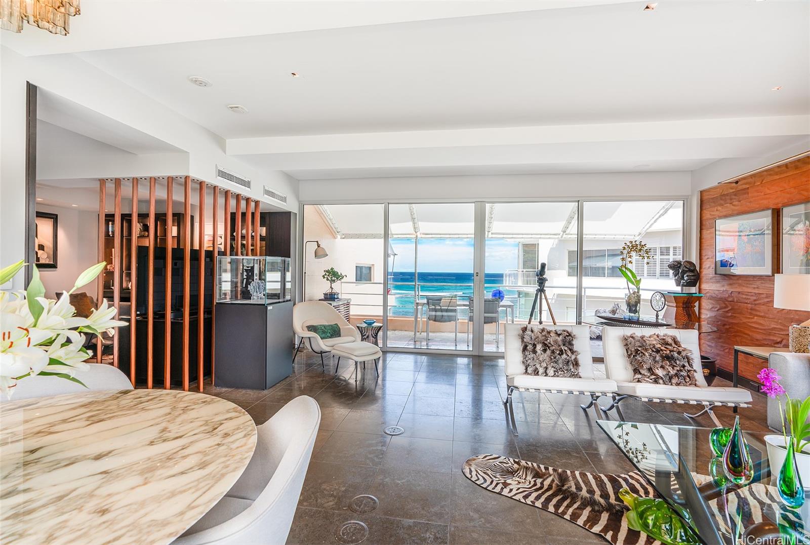 2979 Kalakaua Avenue  Unit 904