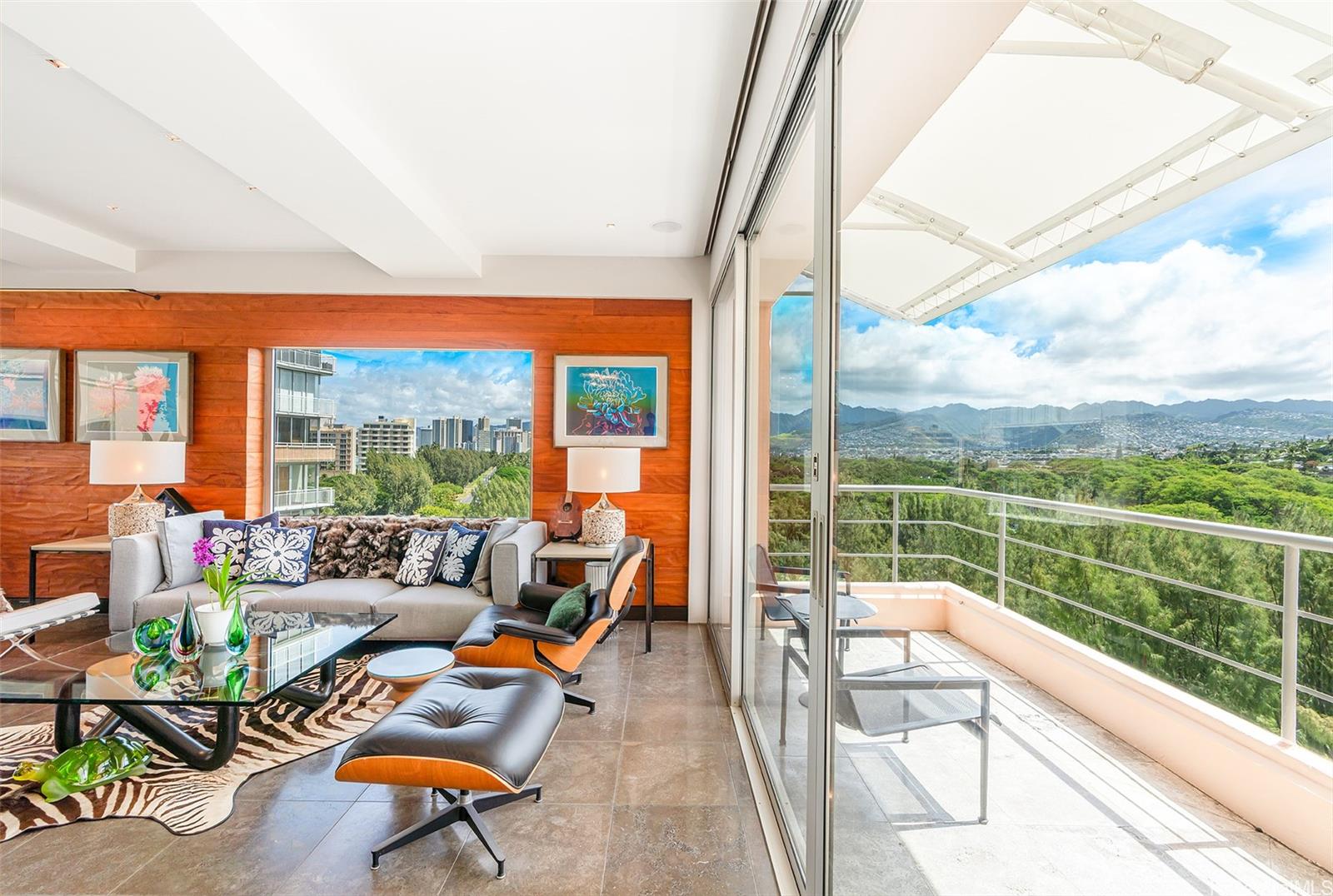 2979 Kalakaua Avenue  Unit 904