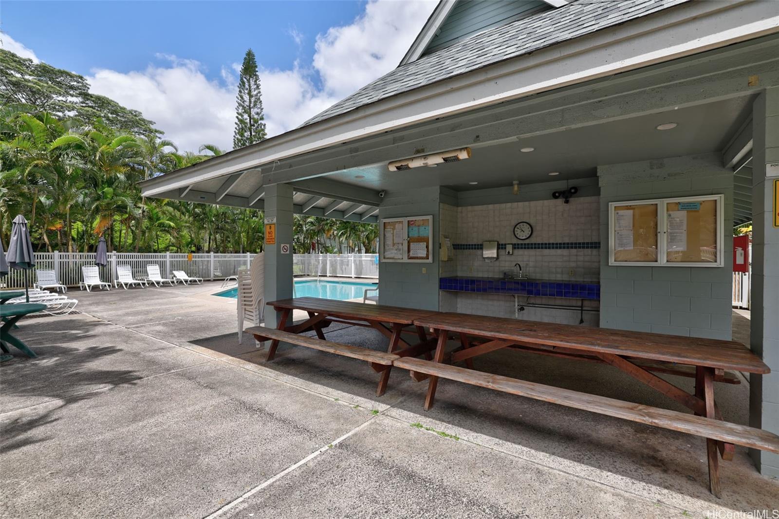 95-652 Wikao Street  Unit F203