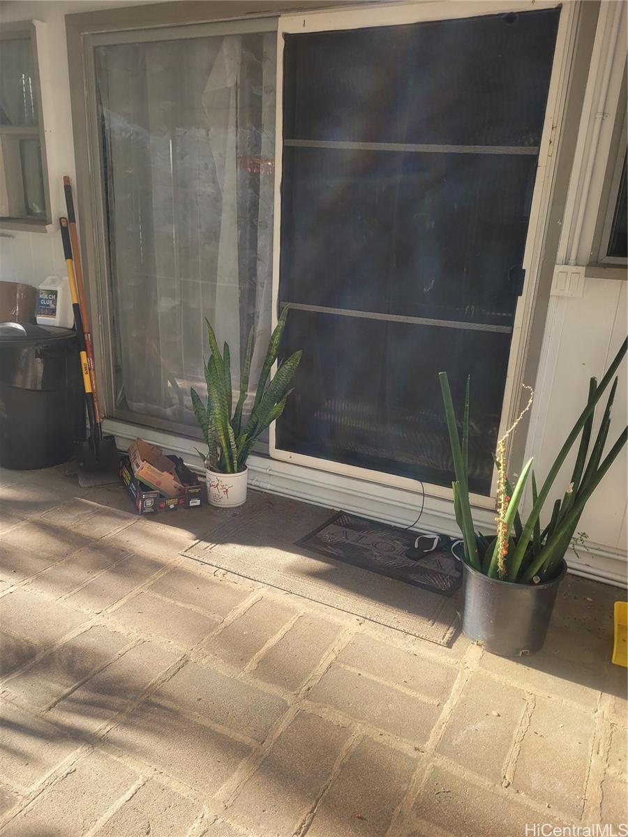 Photo 7 of 10