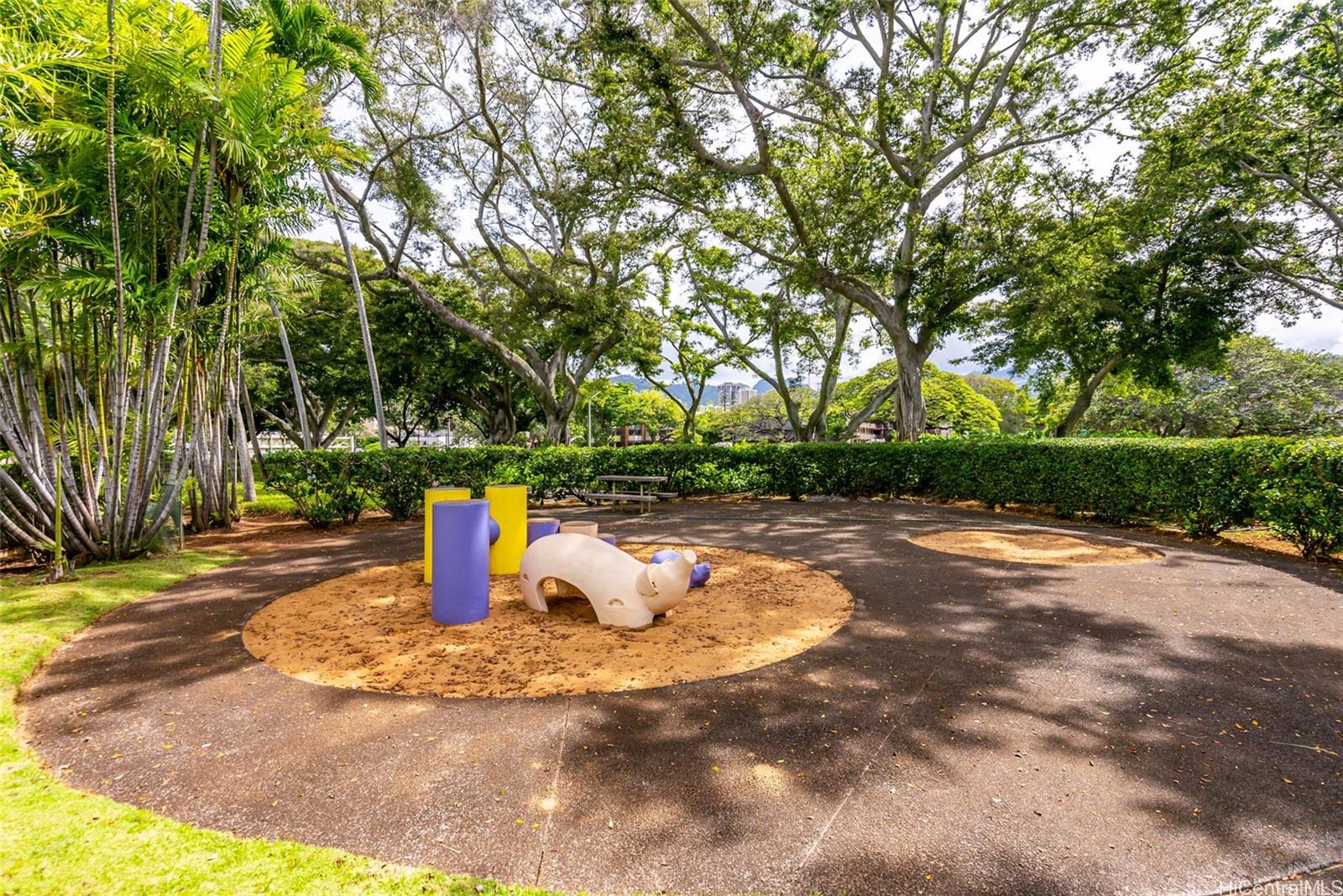 1519 Nuuanu Avenue  Unit 947