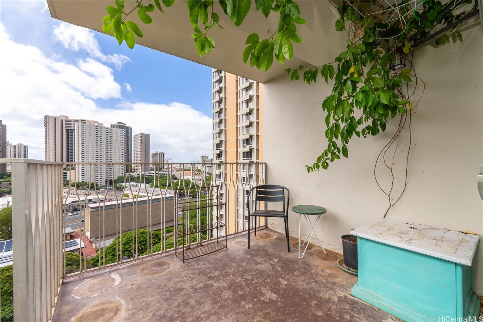 1519 Nuuanu Avenue  Unit 947