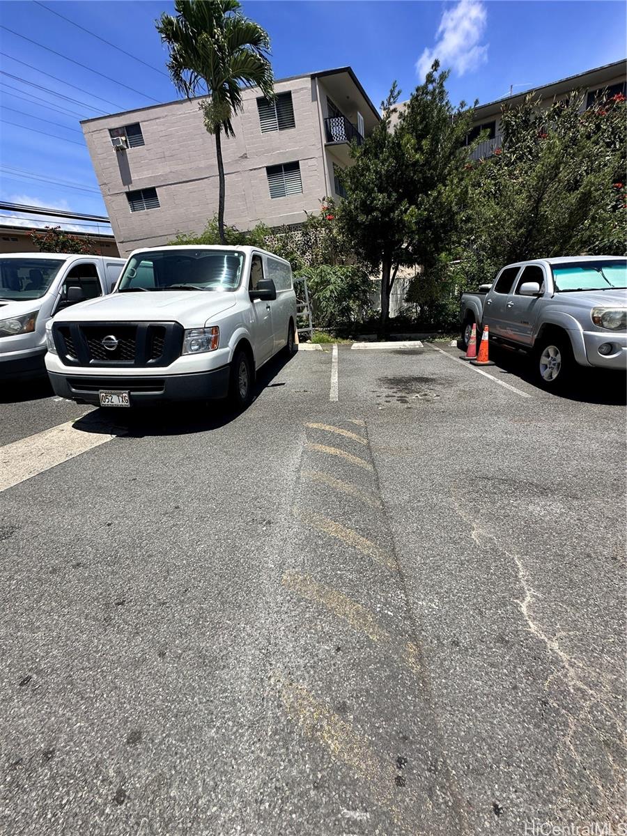 1325 N School Street  Unit A101