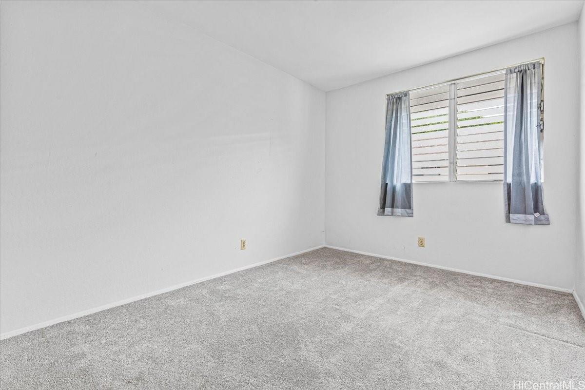 Photo 17 of 22
