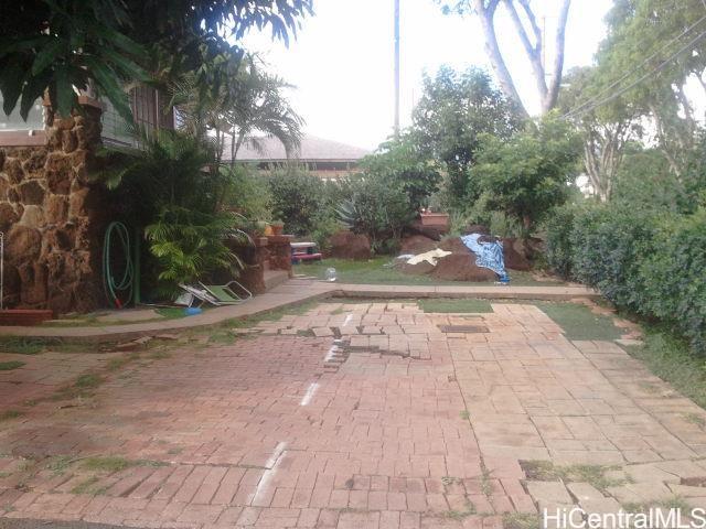 Photo 5 of 8