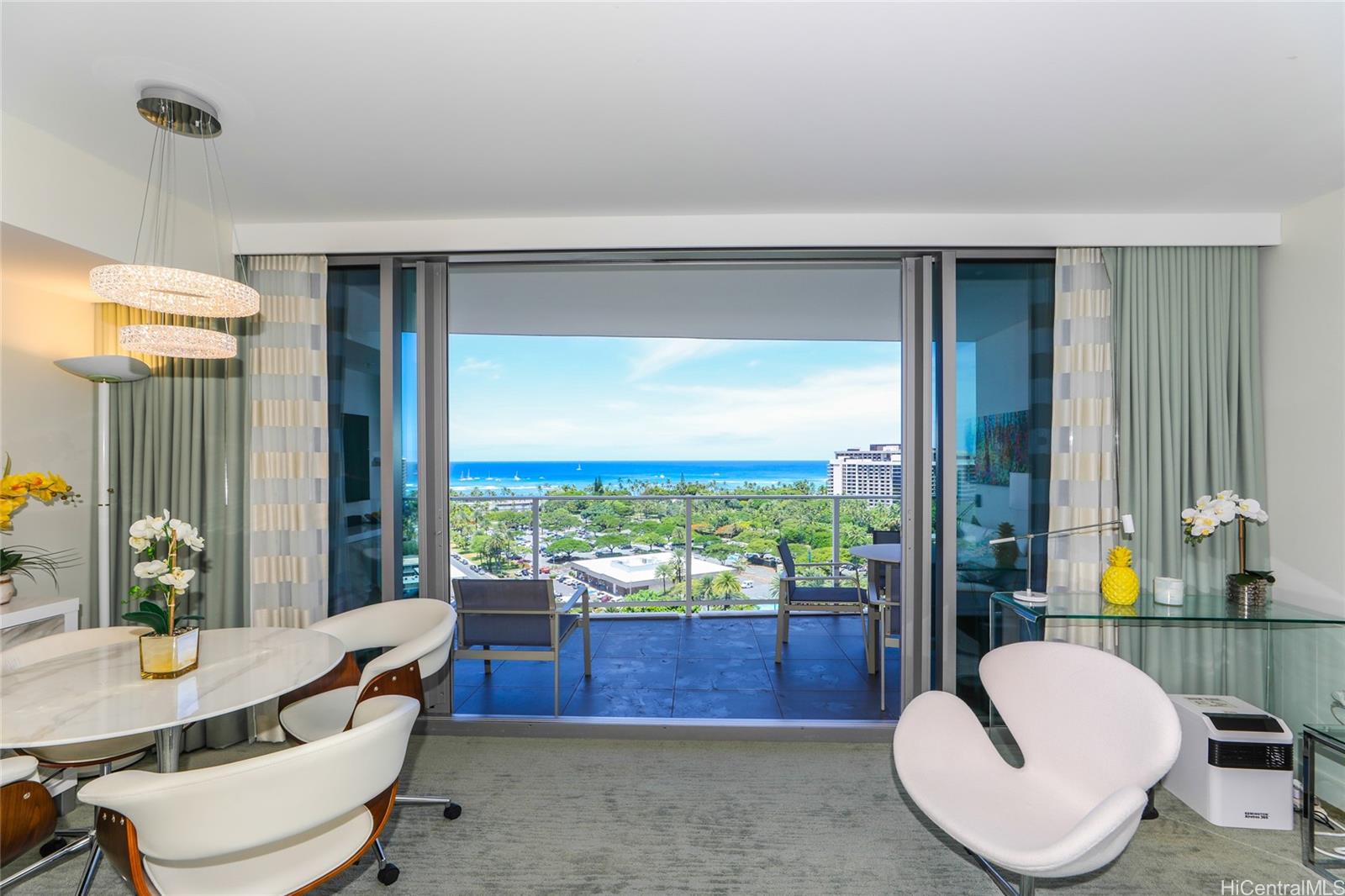 383 Kalaimoku Street 1610