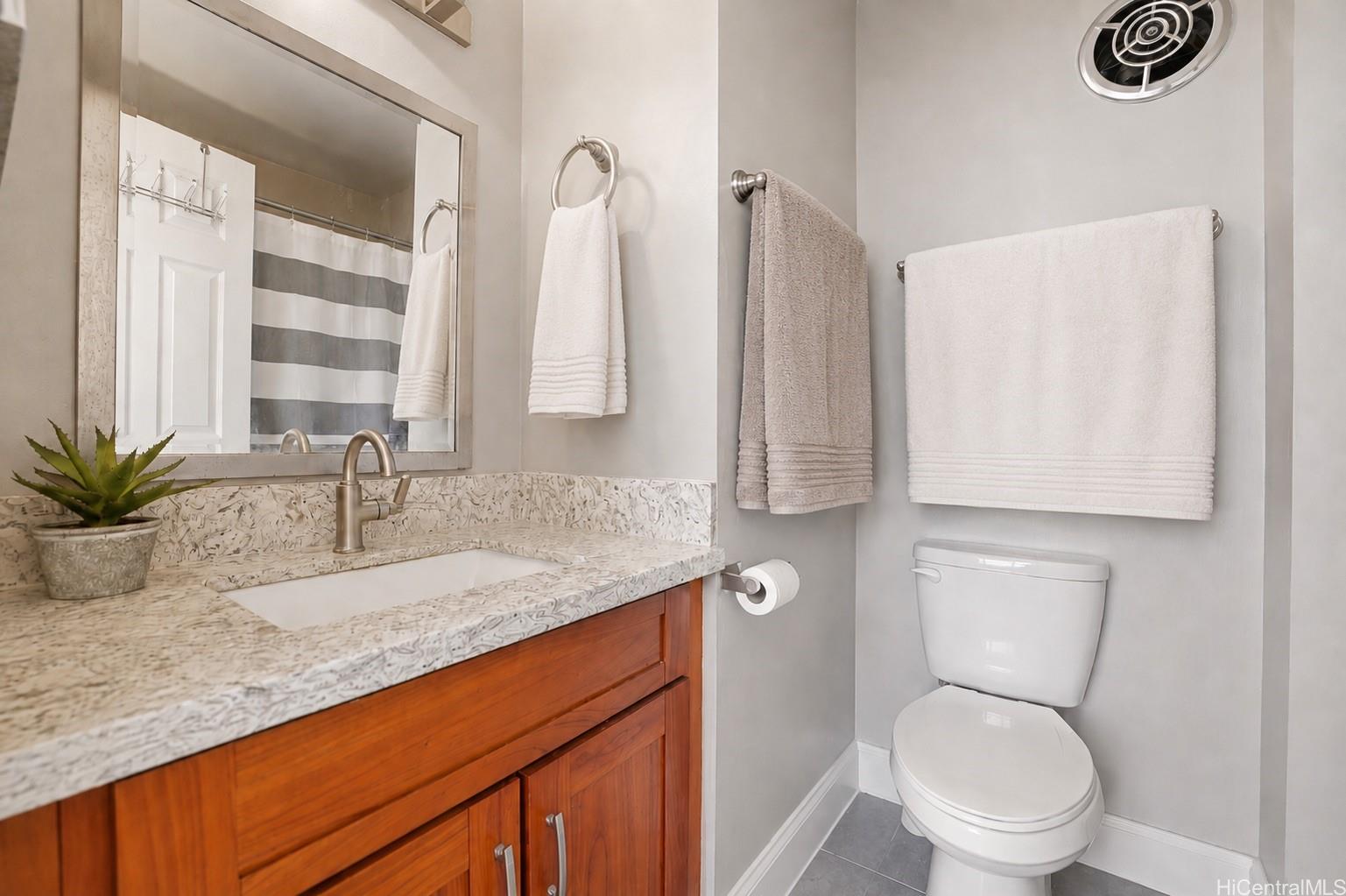 1634 Nuuanu Avenue  Unit 303