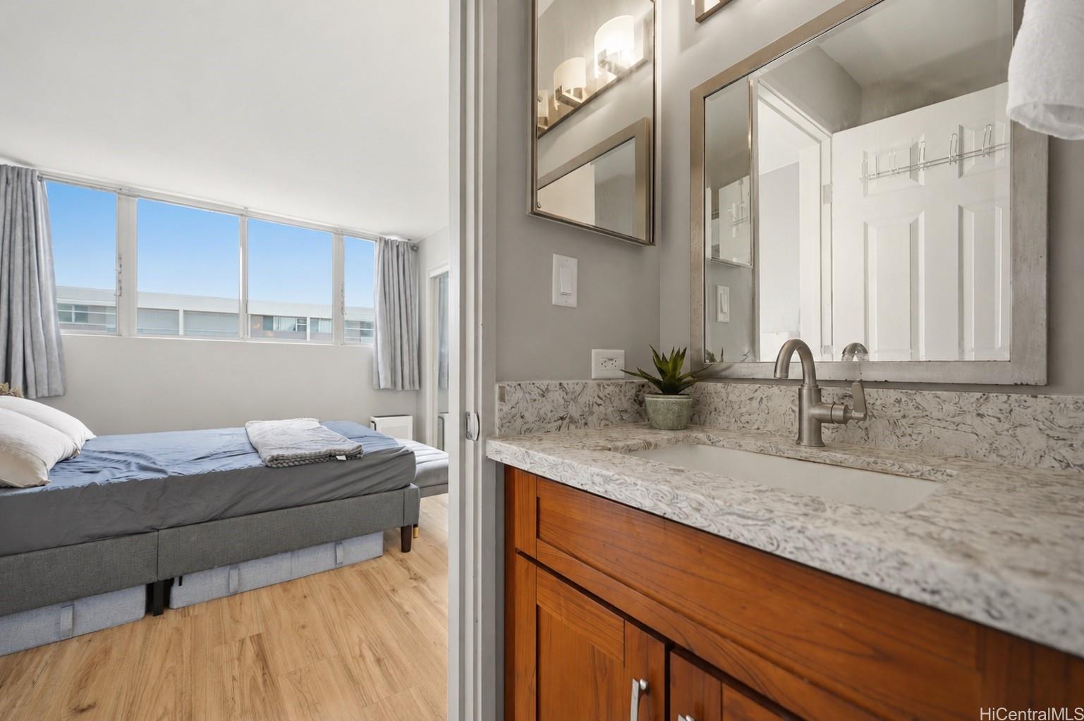 1634 Nuuanu Avenue  Unit 303