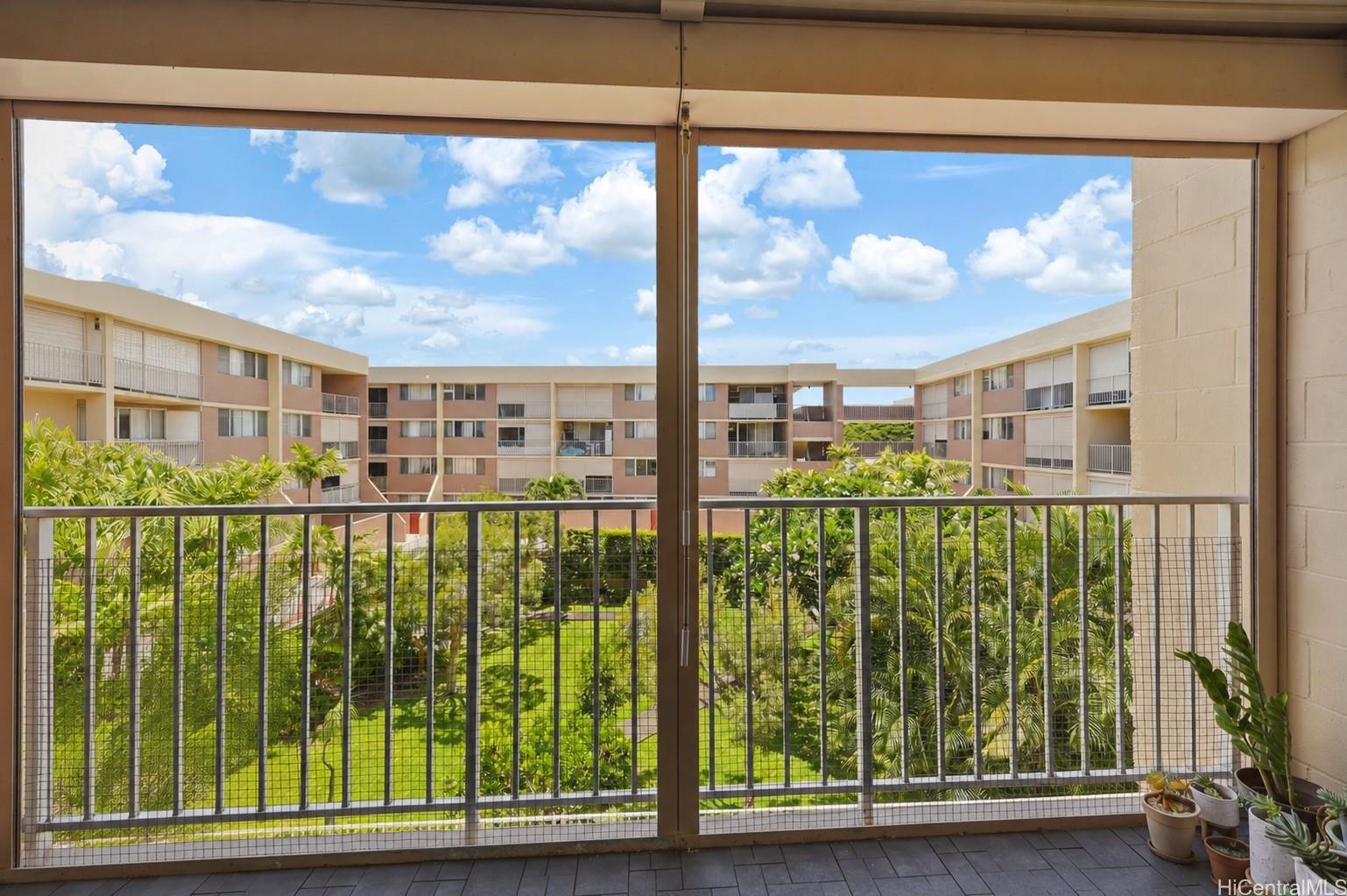 1634 Nuuanu Avenue  Unit 303