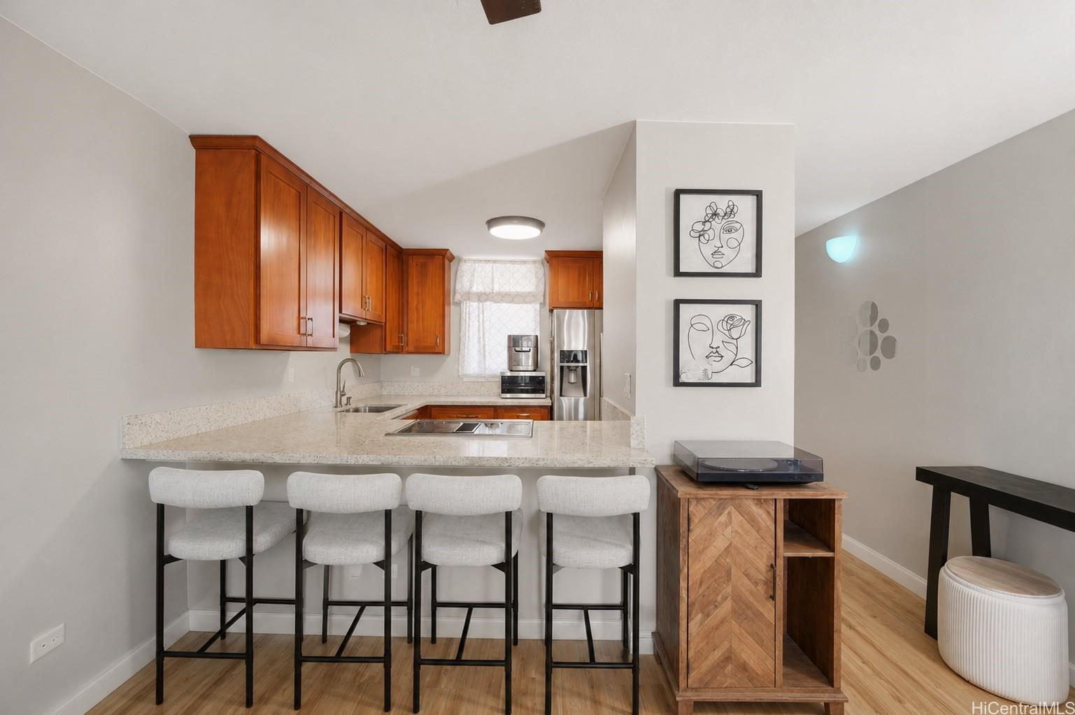 1634 Nuuanu Avenue  Unit 303