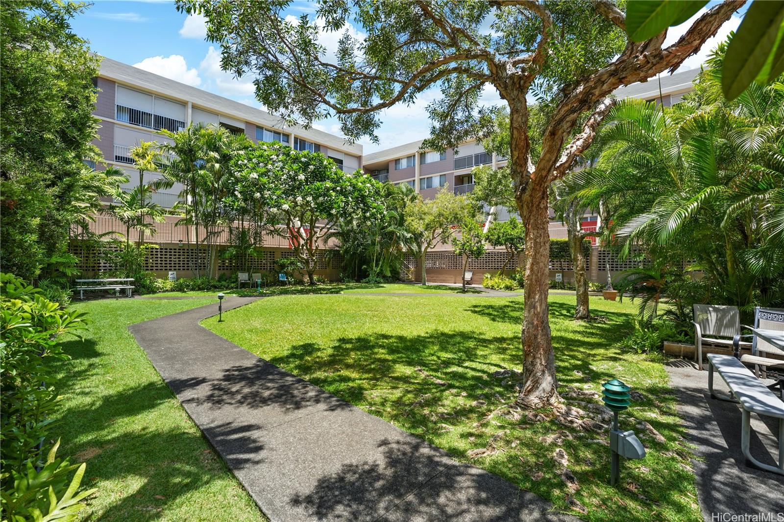 1634 Nuuanu Avenue Unit 303 1634 Nuuanu Avenue Unit 303