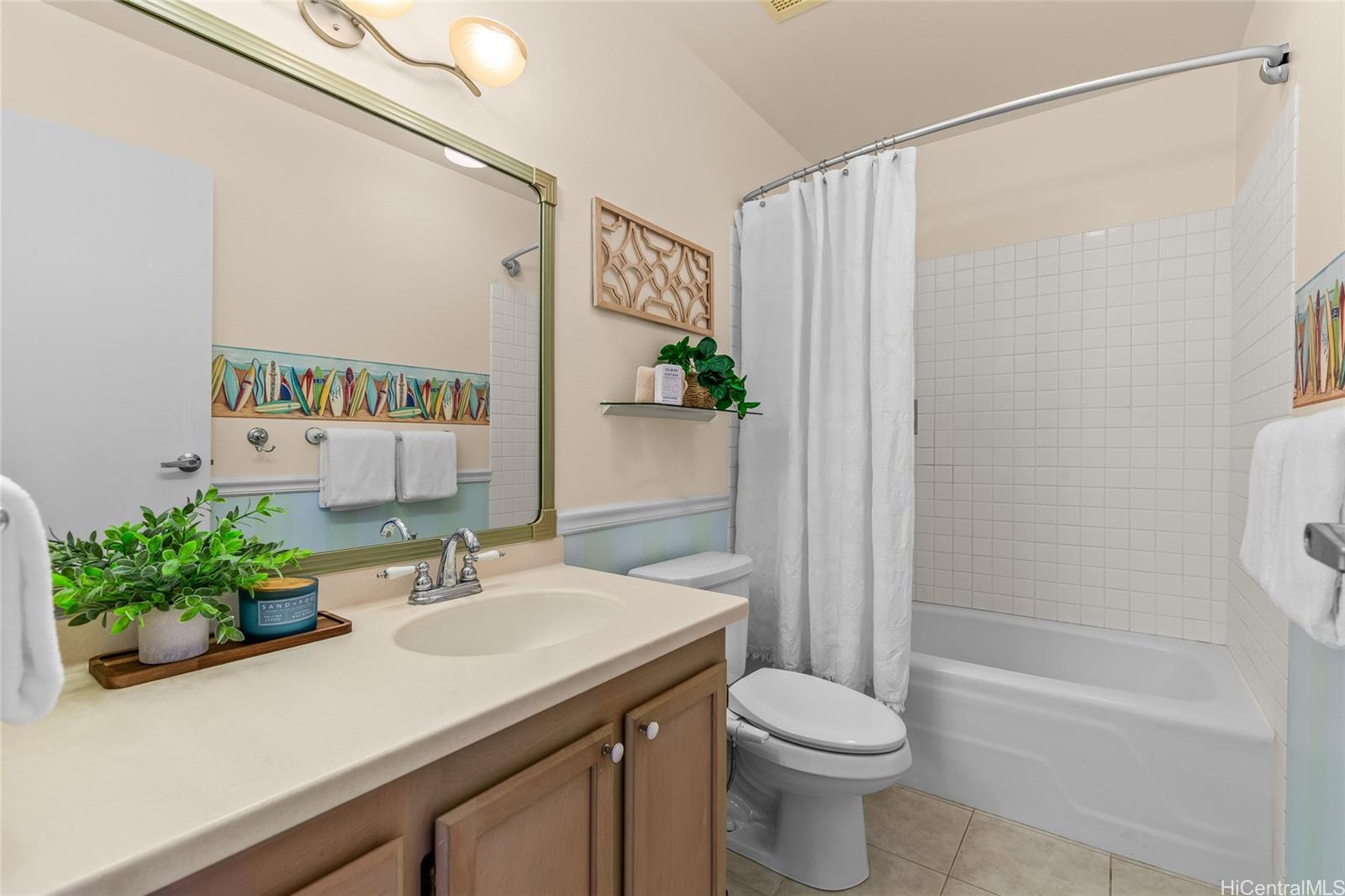 95-230 Waioleka Street  Unit 36