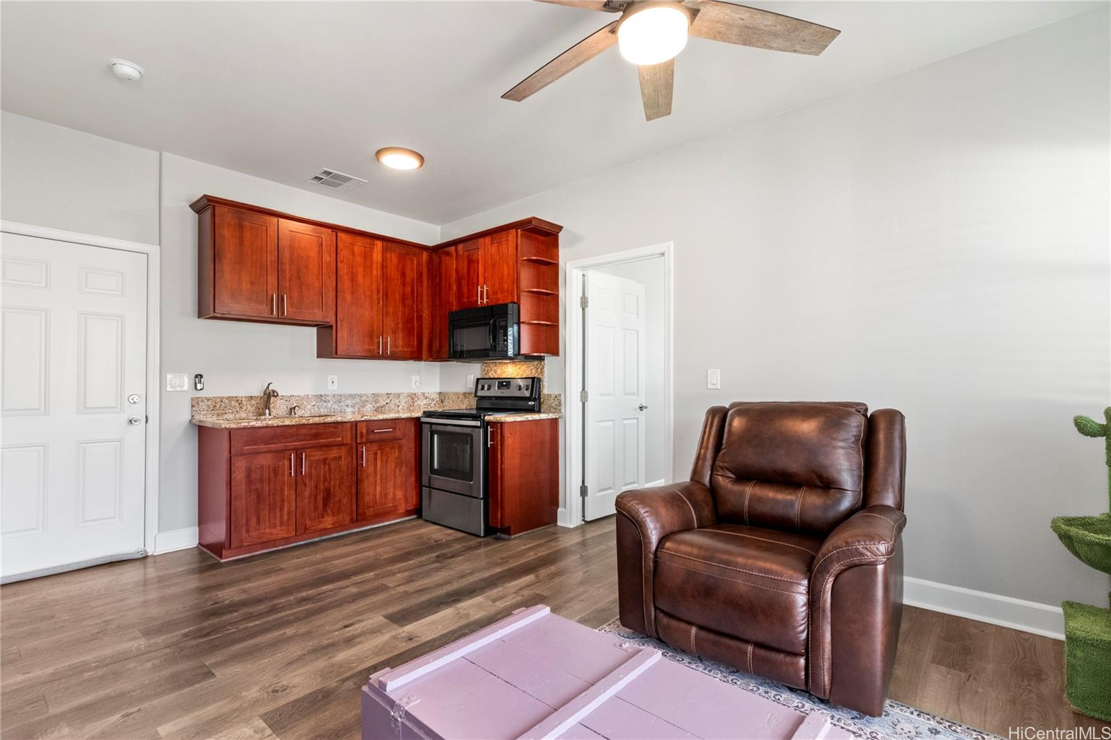 87-1720 Farrington Highway  Unit 8