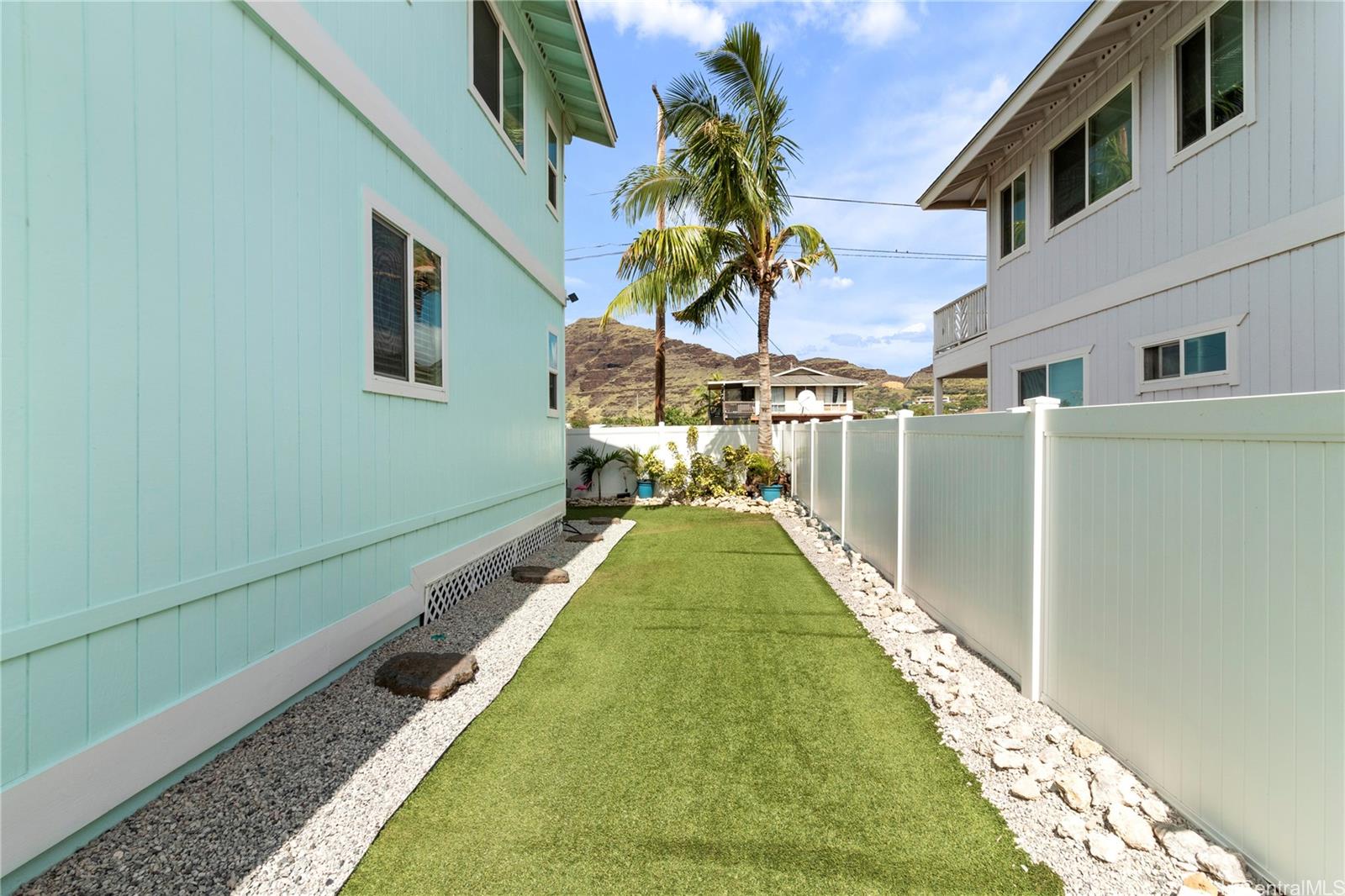 87-1720 Farrington Highway Unit 8 87-1720 Farrington Highway Unit 8