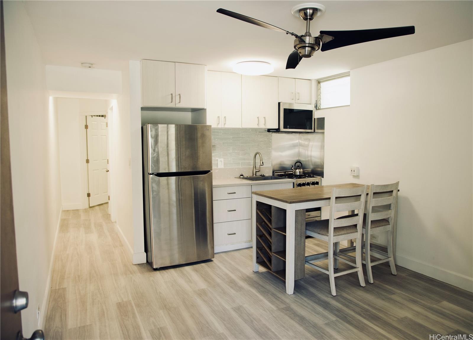 1867 Kaioo Drive 110
