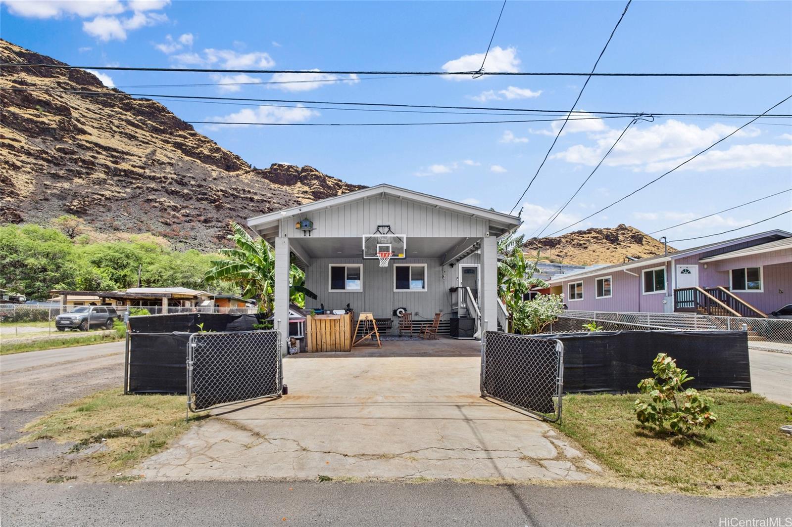 87-1430 Akowai Road 87-1430 Akowai Road