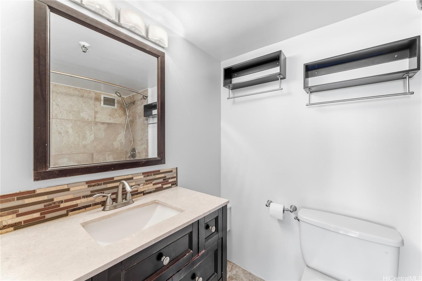 2499 Kapiolani Boulevard  Unit 3705