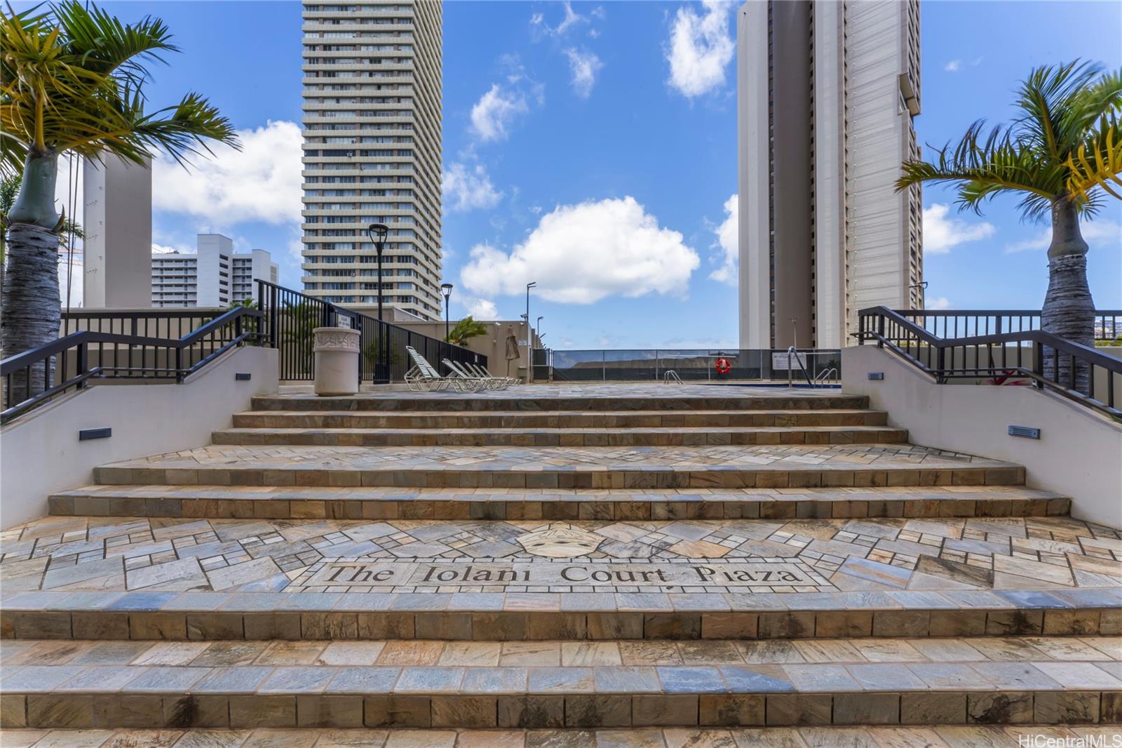 2499 Kapiolani Boulevard  Unit 3705