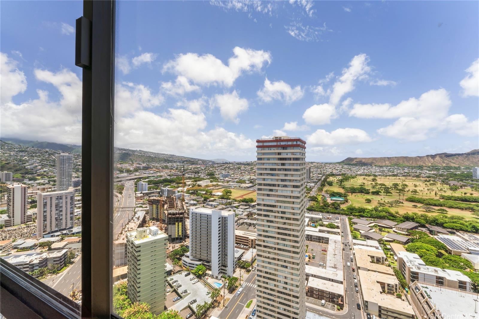 2499 Kapiolani Boulevard  Unit 3705