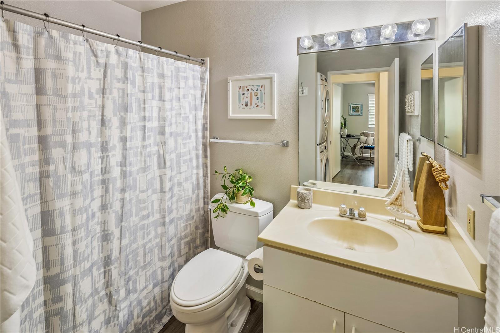 95-510 Wikao Street  Unit N205