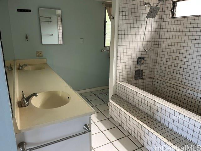 Photo 16 of 16