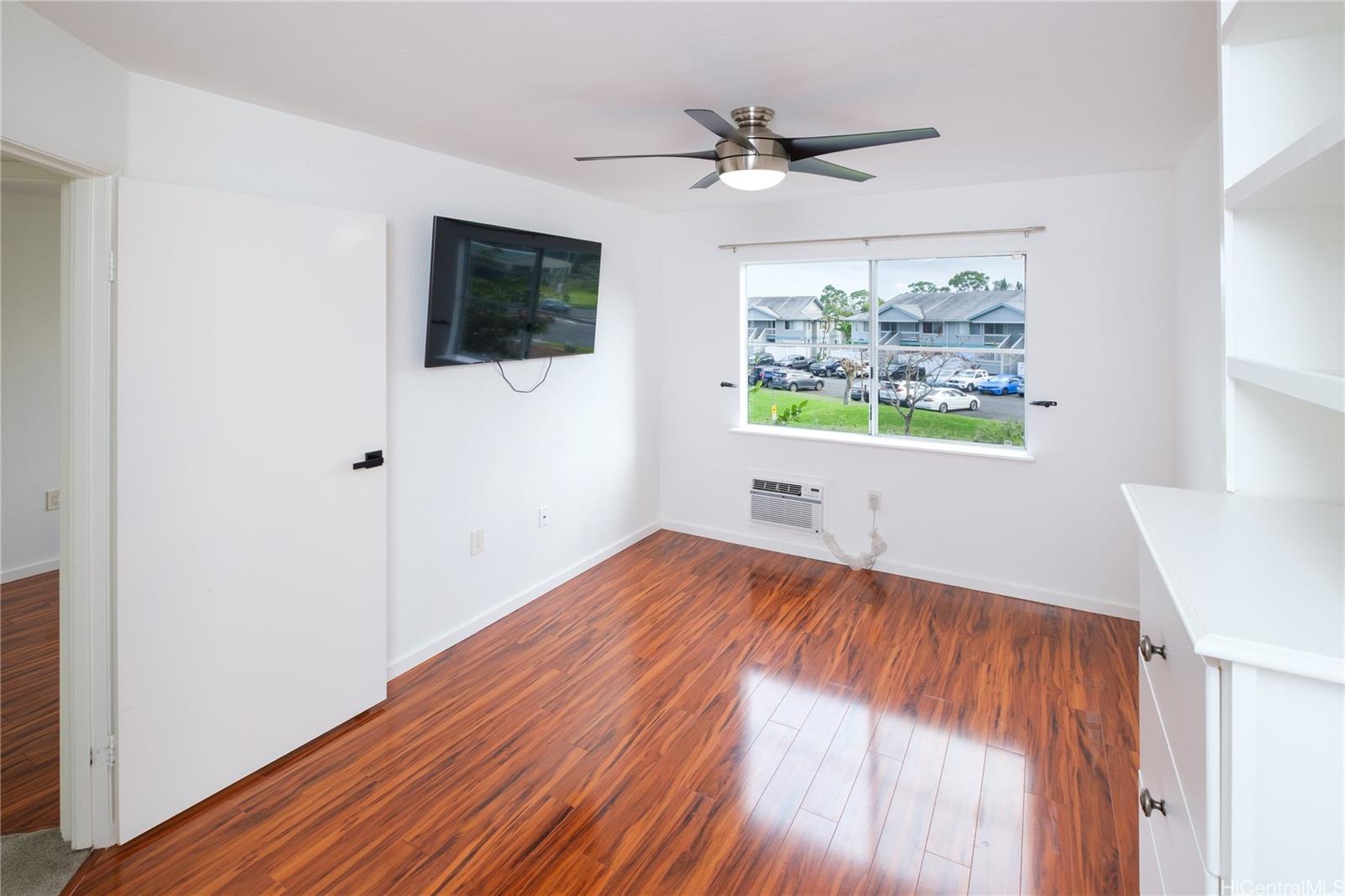 95-1140 Makaikai Street  Unit 18