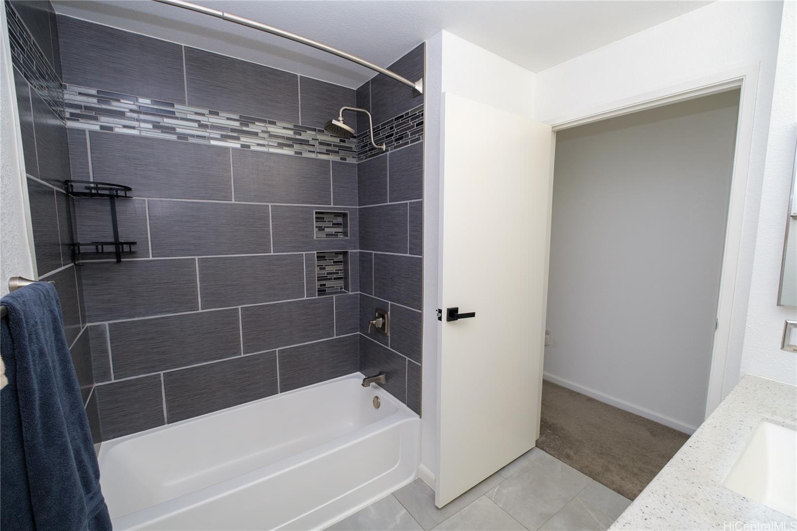 95-1140 Makaikai Street  Unit 18