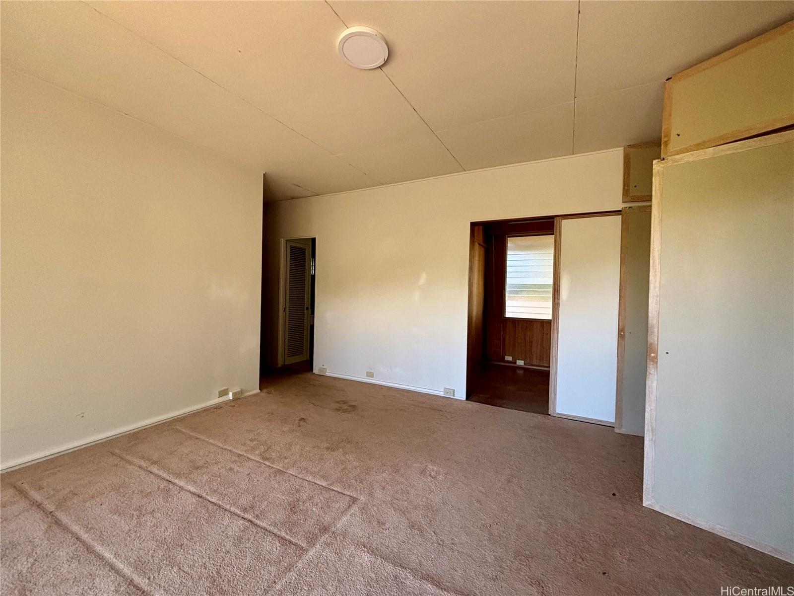 633 Hakaka Place