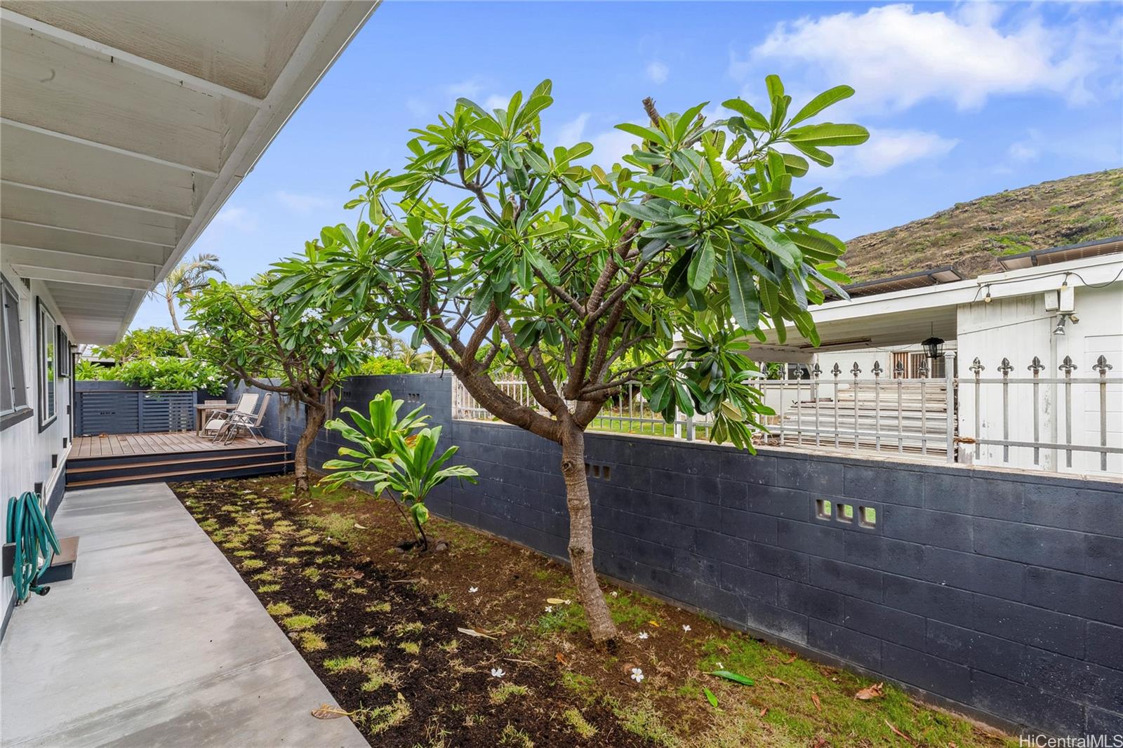 6085 Manukapu Place